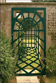 Versailles Gateway Panel